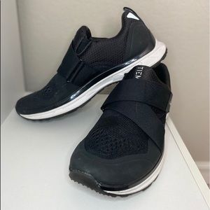 TIEM Cycling shoes (Lightly worn)